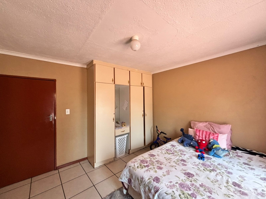 4 Bedroom Property for Sale in Parys Free State